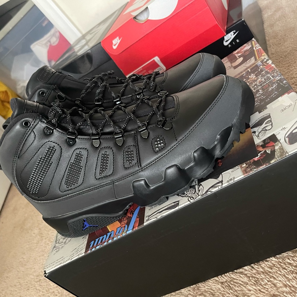 Men’s Jordan 9 Retro Boot NRG